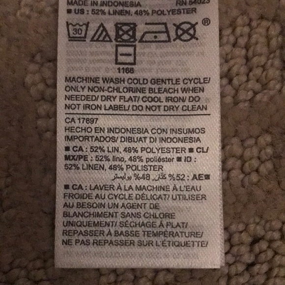 Fun striped maternity top with ruffle at neckline - Picture 5 of 6